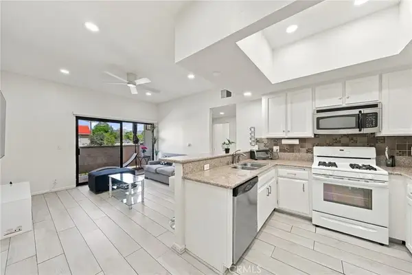 10943 Laurel Canyon Boulevard #B9, San Fernando, CA 91340