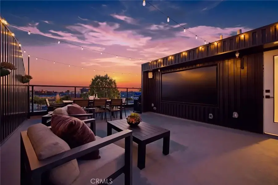3973 Frances Avenue, Mar Vista, CA 90066 - #2