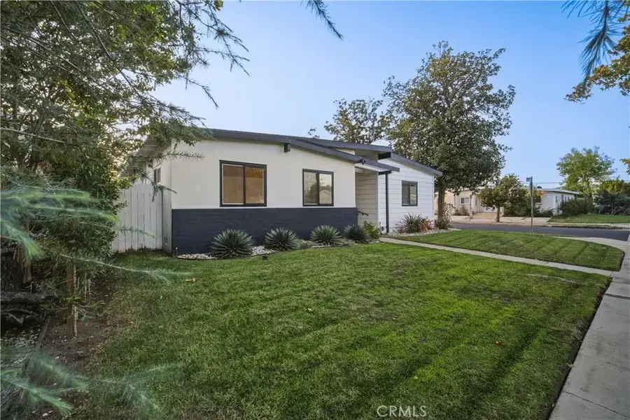 5769 Aldea Avenue, Encino, CA 91316 - #3