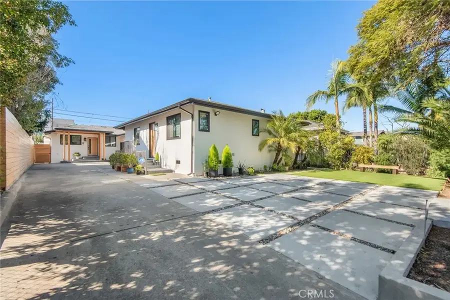 3007-3009 S Hobart Boulevard, Los Angeles, CA 90018 - #3