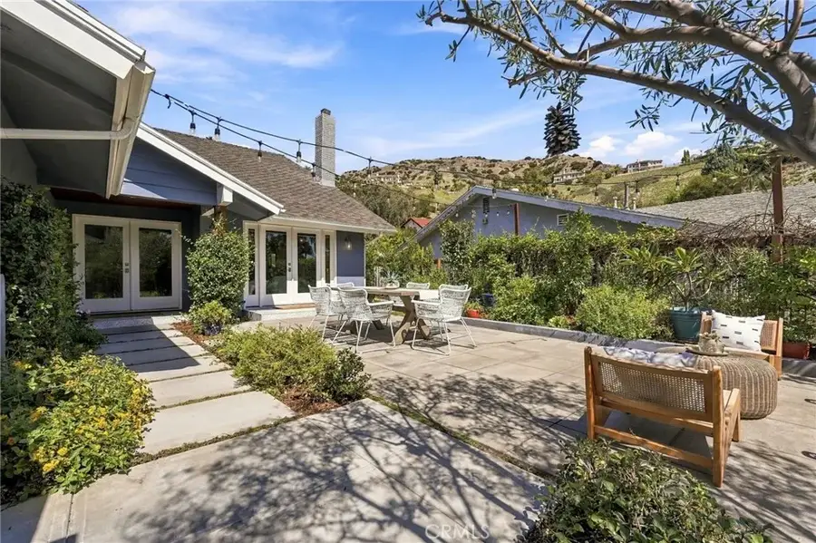 3133 Highland View, Burbank, CA 91504 - #3