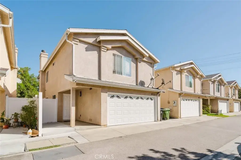 9231 Cedros Avenue, Panorama City, CA 91402 - #1