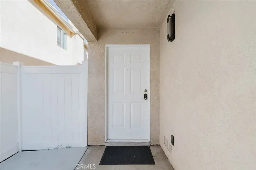 9231 Cedros Avenue, Panorama City, CA 91402 - #2