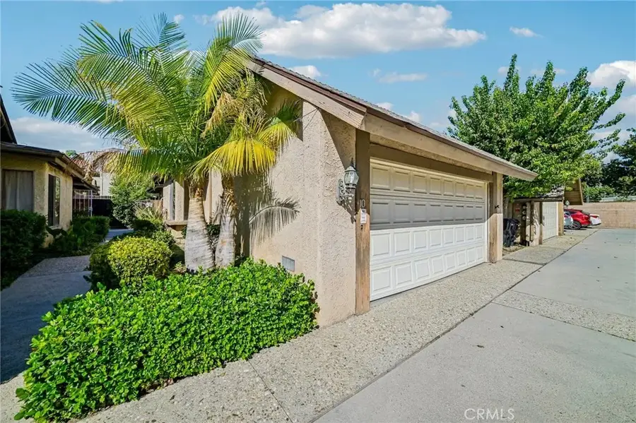9930 Owensmouth Avenue #10, Chatsworth, CA 91311 - #2