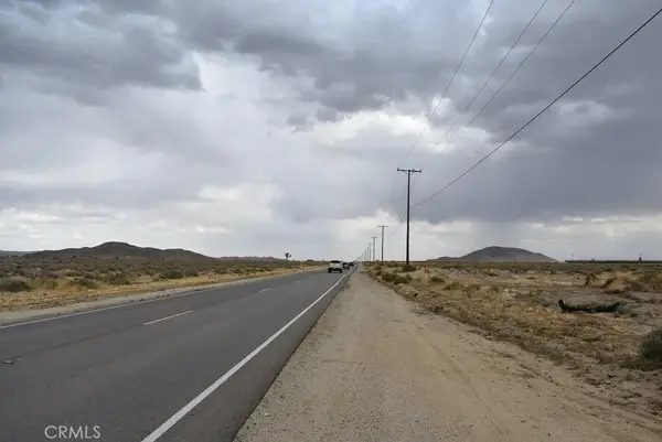 24500 E Avenue P, Palmdale, CA 93591