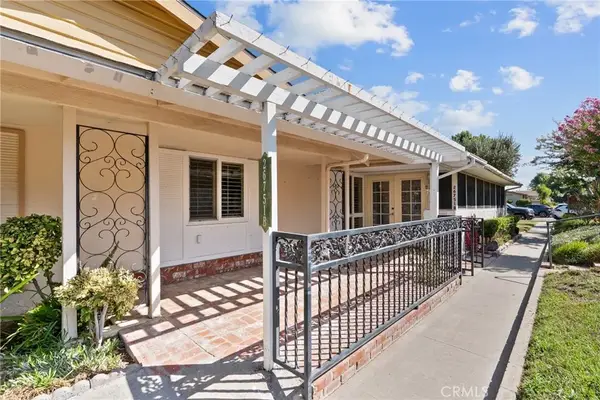 26751 Whispering Leaves #B, Newhall, CA 91321