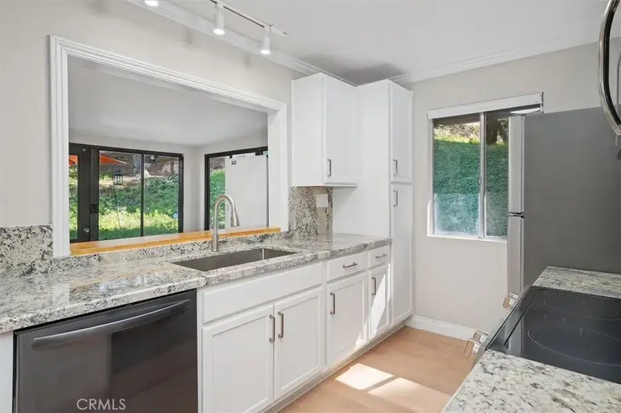 26331 Oakspur Drive #C, Newhall, CA 91321 - #2