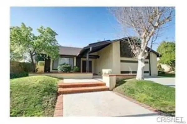 23026 W Cuervo Dr., Valencia, CA 91354