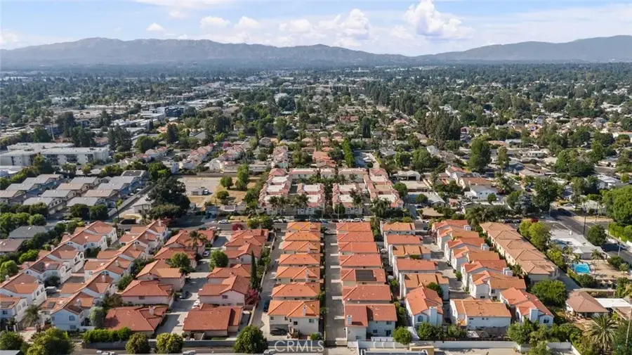 18340 Keswick Street #5, Reseda, CA 91335 - #3