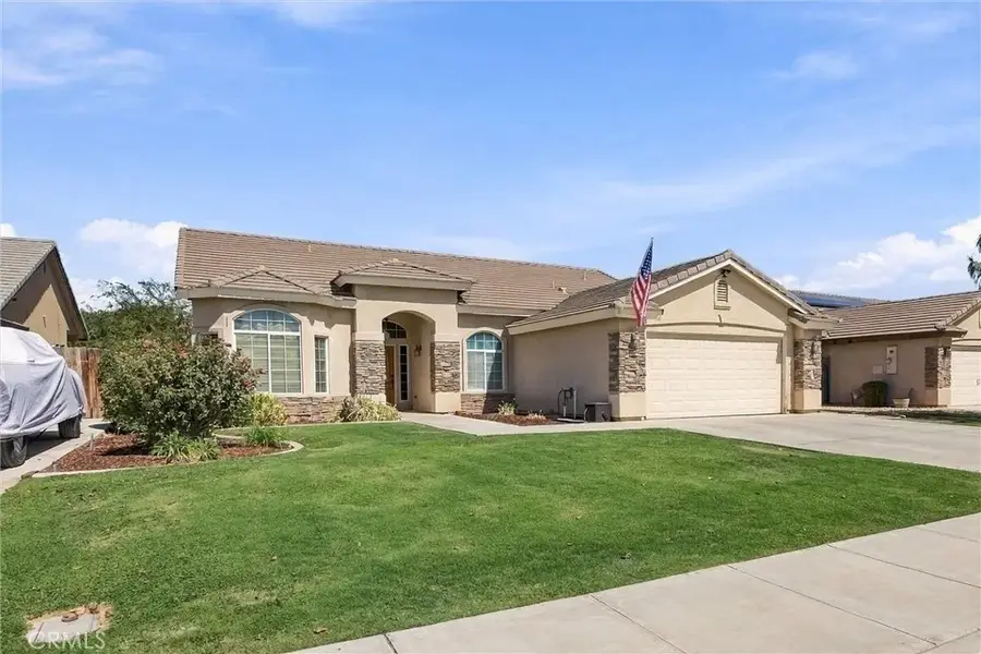 654 Mountain Mist Court, Bakersfield, CA 93308 - #2