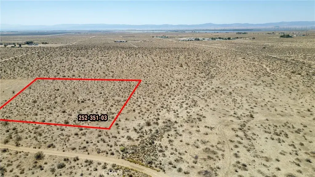 0 Ptn Of Se1/4 Sec18 T9 R13 Excl Of Mr, Rosamond, CA 93560 - #1