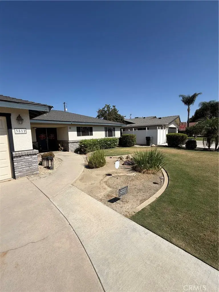 3812 Alum Avenue, Bakersfield, CA 93309 - #2