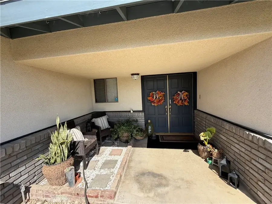 3812 Alum Avenue, Bakersfield, CA 93309 - #3