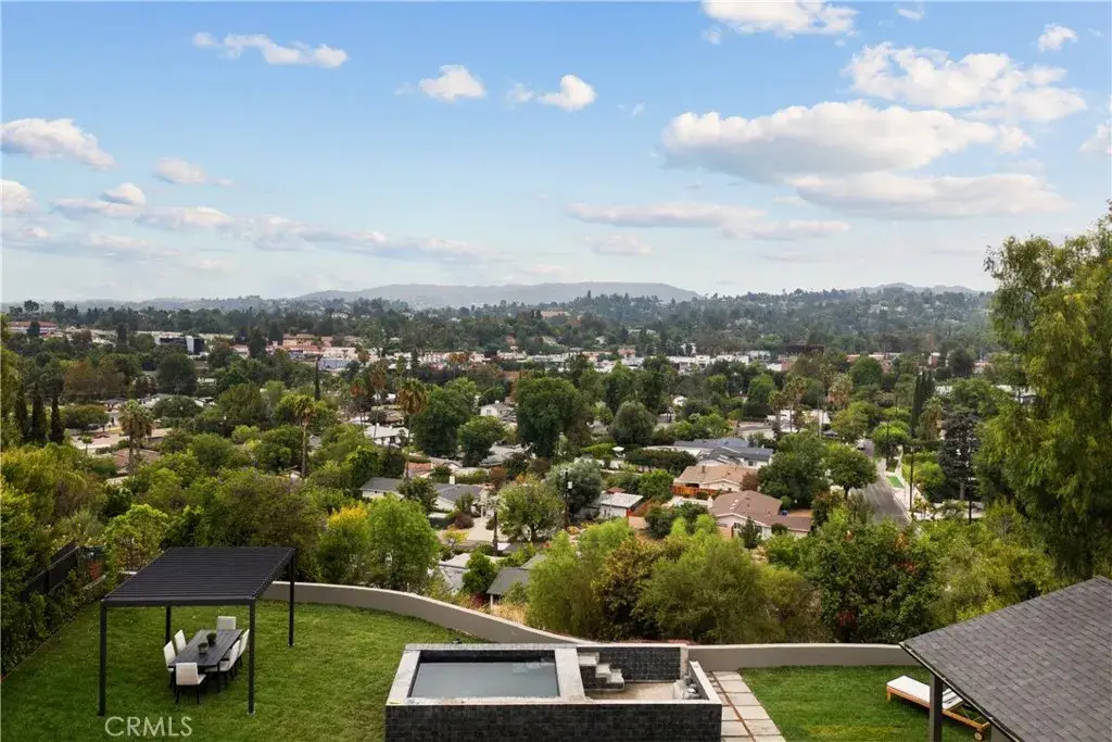 5746 Mcdonie, Woodland Hills, CA 91367 - #1