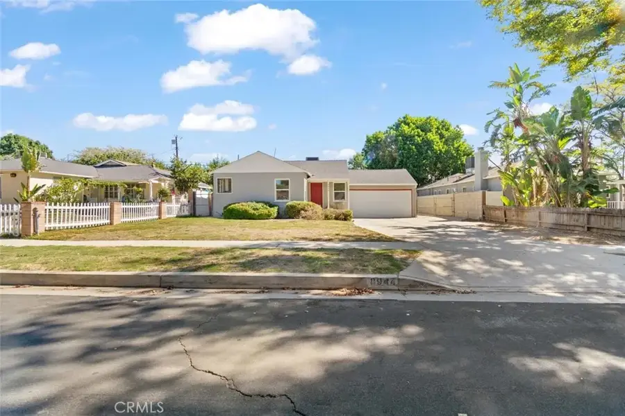 8944 Darby Avenue, Northridge, CA 91325 - #3