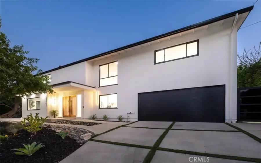 23310 Aetna Street, Woodland Hills, CA 91367 - #2
