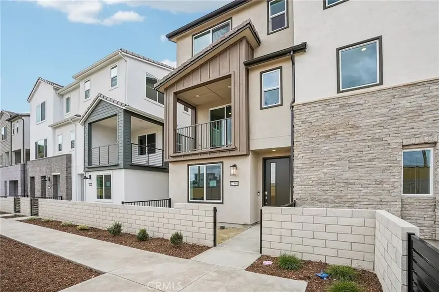 27386 Harrier Ct. #1, Valencia, CA 91381 - #2