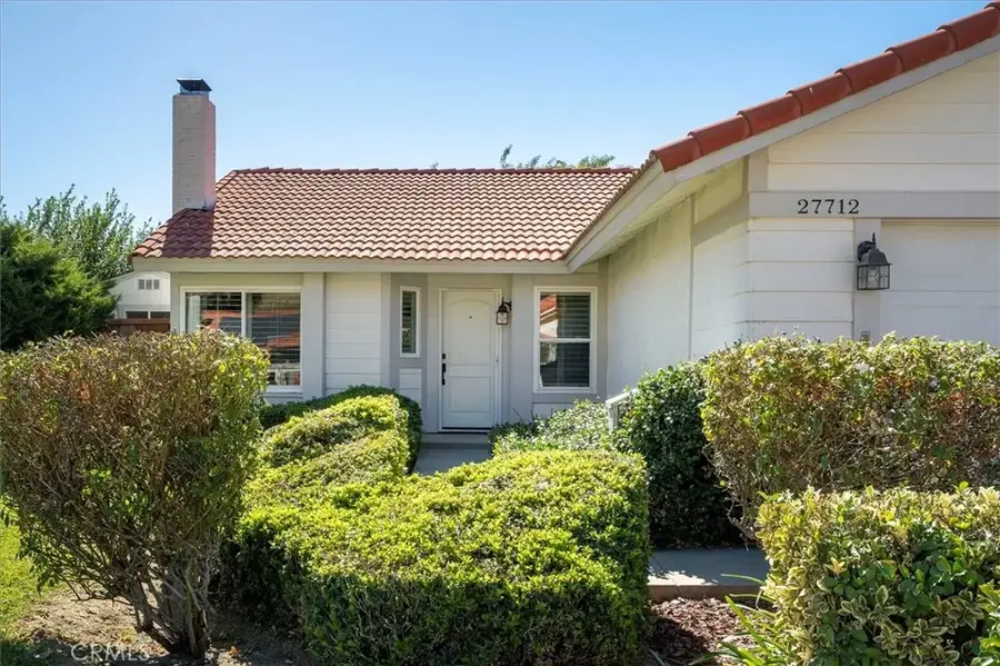 27712 Wakefield Rd., Castaic, CA 91384 - #2