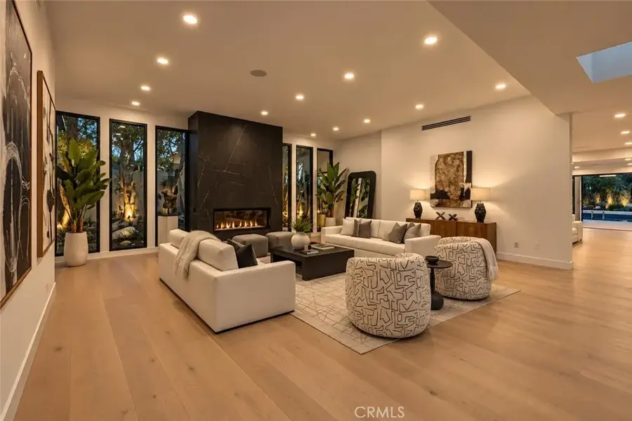 17414 Cumpston Street, Encino, CA 91316 - #2