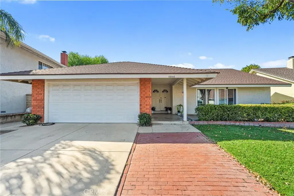25303 Via Calinda, Valencia, CA 91355 - #1