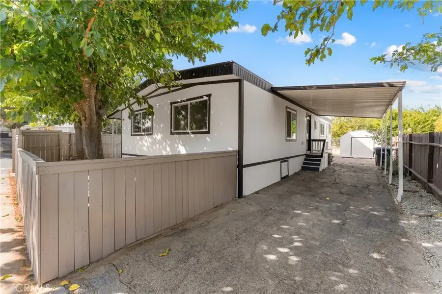 5711 Columbia #180, Lancaster, CA 93536 - #2