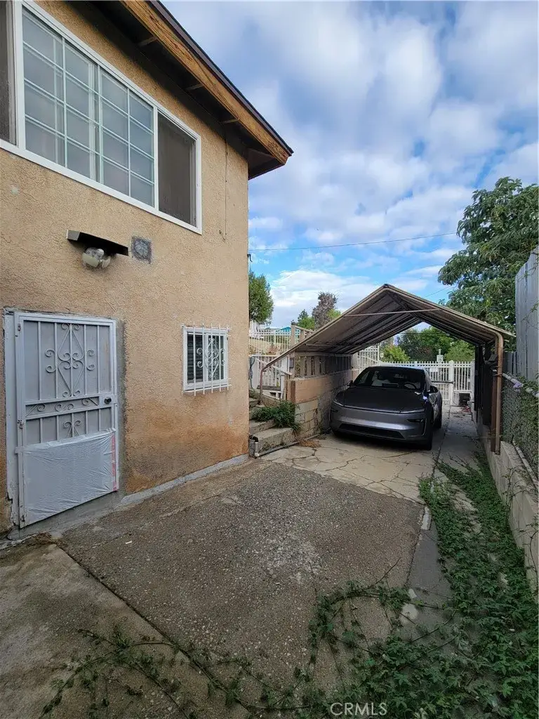 519 N Indiana, Los Angeles, CA 90063 - #1