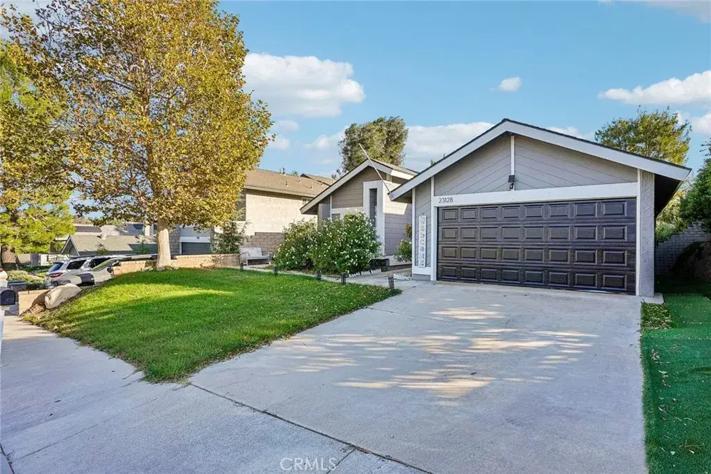 23128 Calvello Drive, Valencia, CA 91354 - #1
