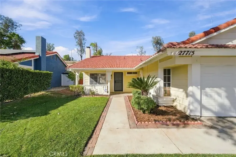 27715 Wakefield, Castaic, CA 91384 - #2