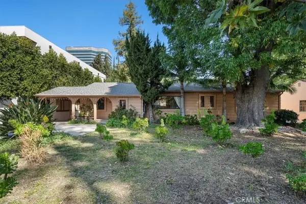 15227 Greenleaf Street, Sherman Oaks, CA 91403