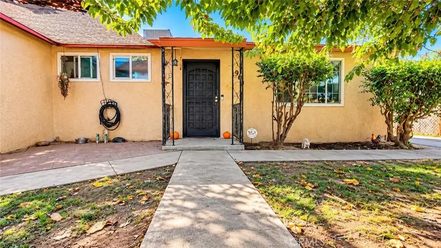 909 Meredith, Bakersfield, CA 93304 - #2