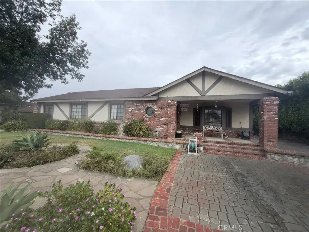 19551 Lanark, Reseda, CA 91335 - #1