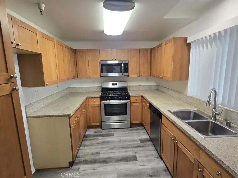 7551 Jordan Avenue #301, Canoga Park, CA 91303 - #2