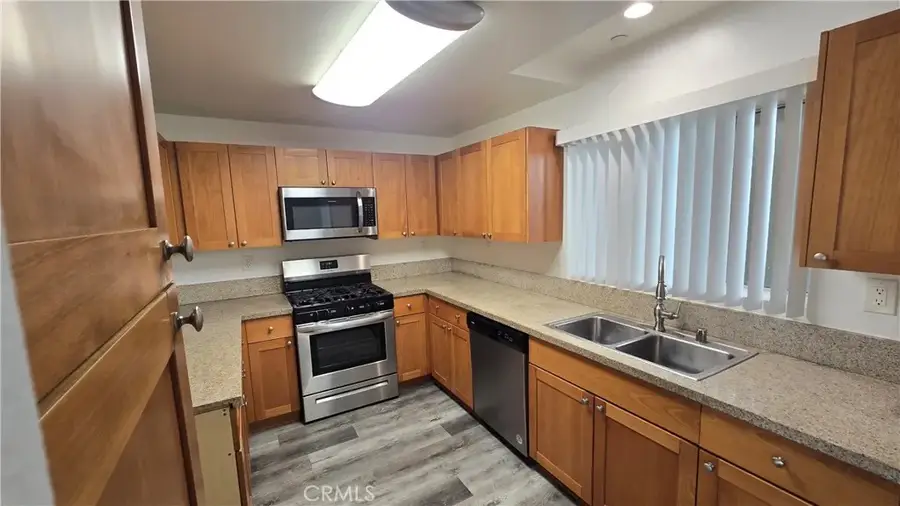 7551 Jordan Avenue #301, Canoga Park, CA 91303 - #3