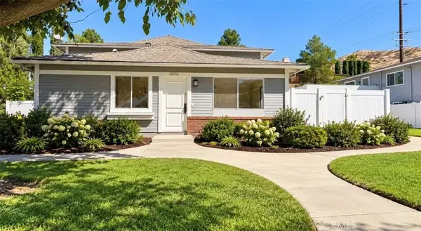 28196 Robin, Saugus, CA 91350
