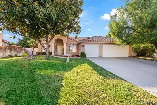 903 Sarazen Street, Hemet, CA 92543