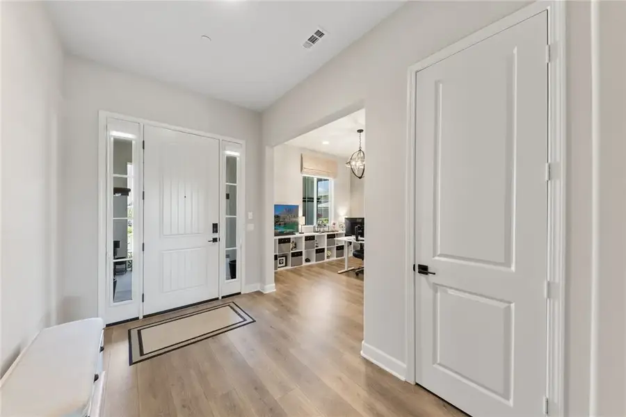 7631 Capstone Court, Riverside, CA 92506 - Image #3