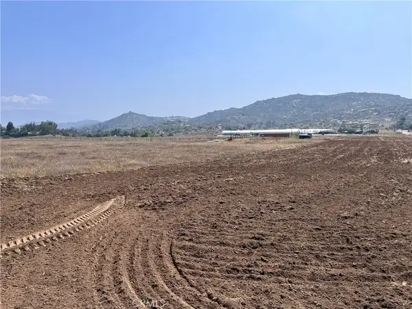 0 Inyo, Homeland, CA 92596