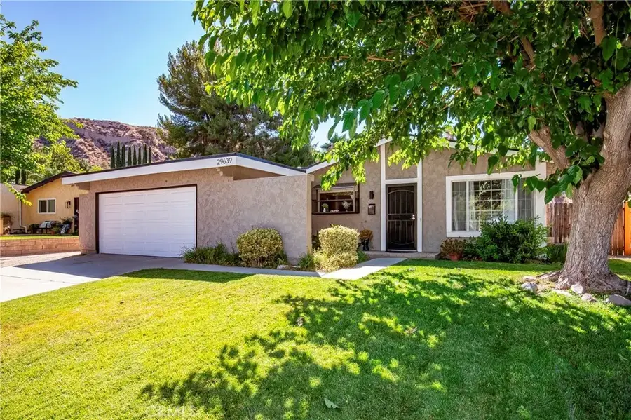 29639 Delphinium Avenue, Canyon Country, CA 91387 - Image #3