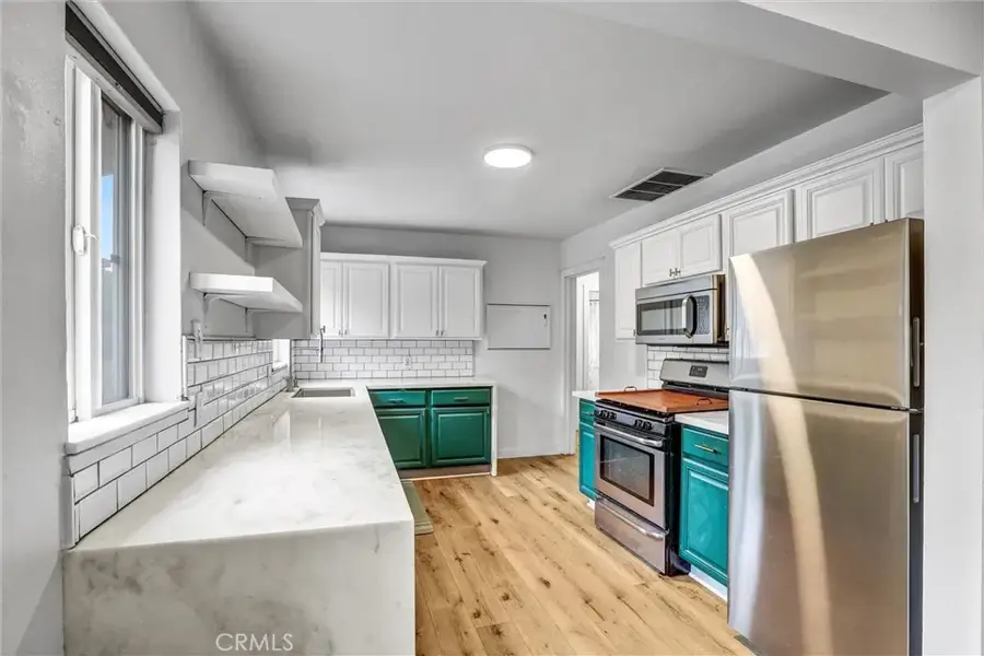 5550 Grape Street, San Diego, CA 92105 - Image #3