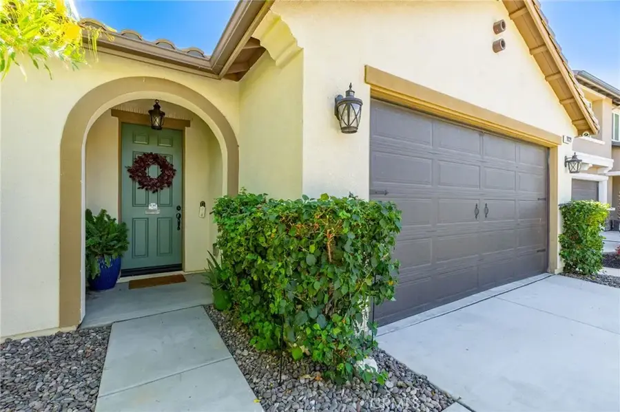 30329 Slate Street, Murrieta, CA 92563 - Image #2