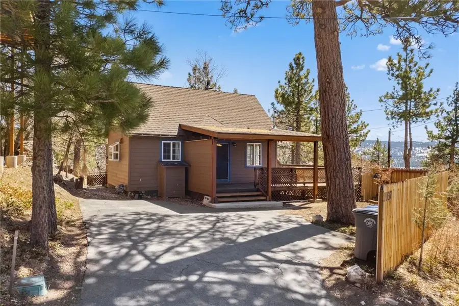 1137 Ridge Rd, Fawnskin, CA 92333 - Image #2