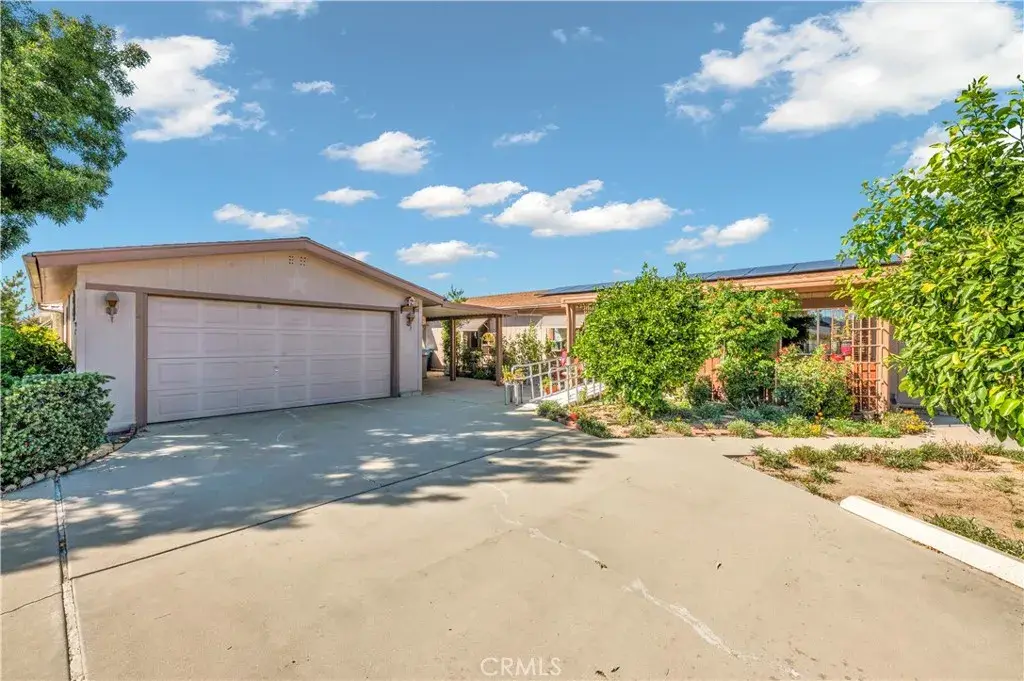 43678 Pioneer, Hemet, CA 92544 - Image #1