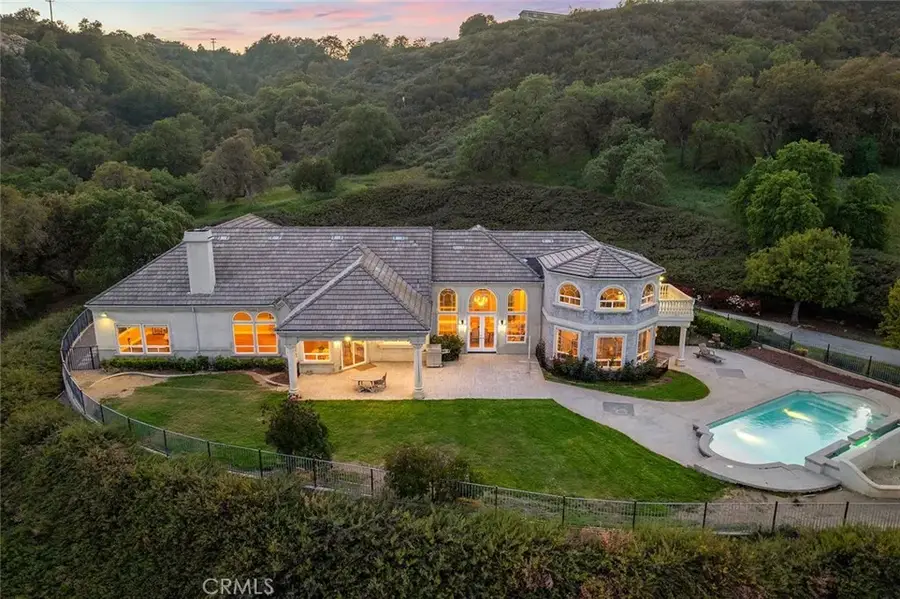 41653 Oak Trail Court, Murrieta, CA 92562 - Image #2