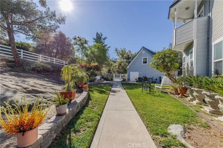 40340 Sandia Creek Dr, Fallbrook, CA 92028 - Image #3