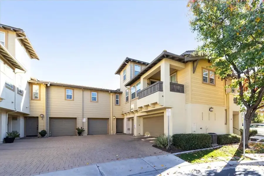 41548 Blue Canyon #4, Murrieta, CA 92562 - Image #2
