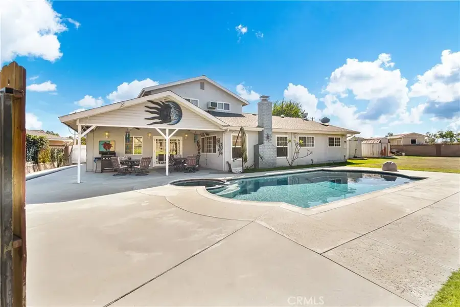 911 Groveton Ave, Glendora, CA 91740 - Image #2
