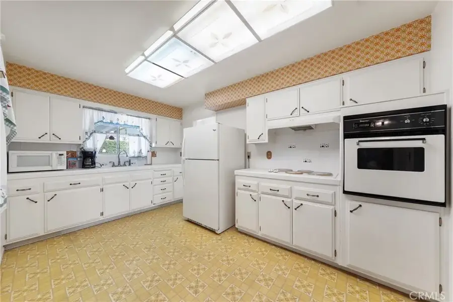 29130 Prestwick, Sun City, CA 92586 - Image #3