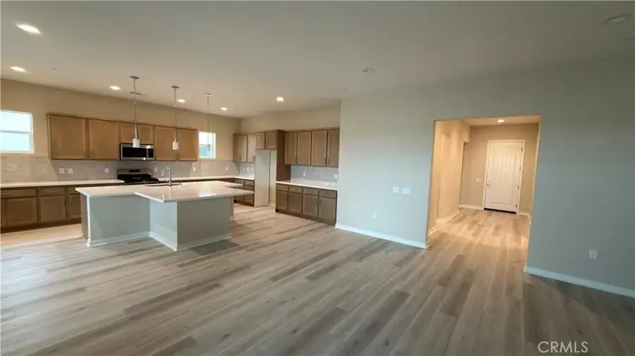 6438 Castle Crags Avenue, Hesperia, CA 92345 - Image #3