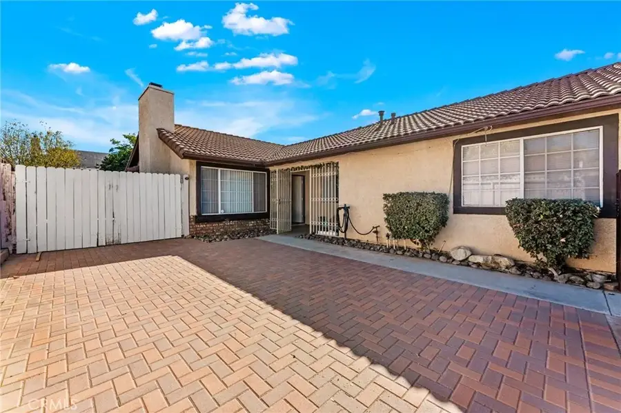 1458 Fallbrook Ave, Hemet, CA 92545 - Image #2