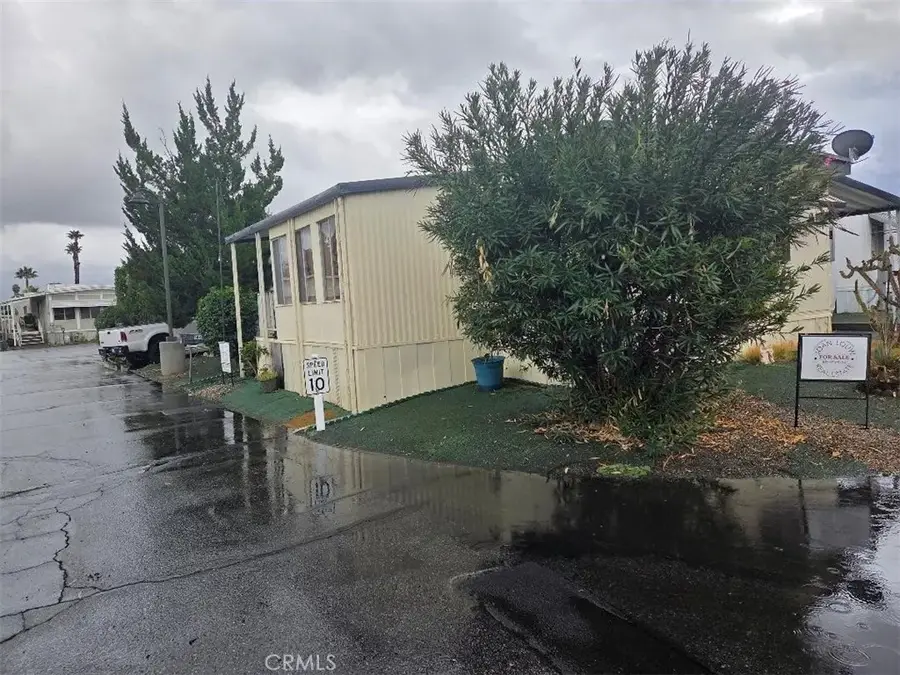 42751 E. Florida #44, Hemet, CA 92544 - Image #2